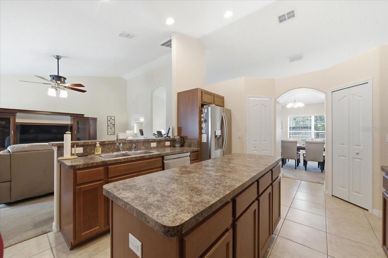 SPRING HILL - Residential