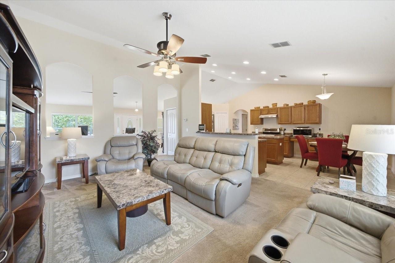 SPRING HILL - Residential