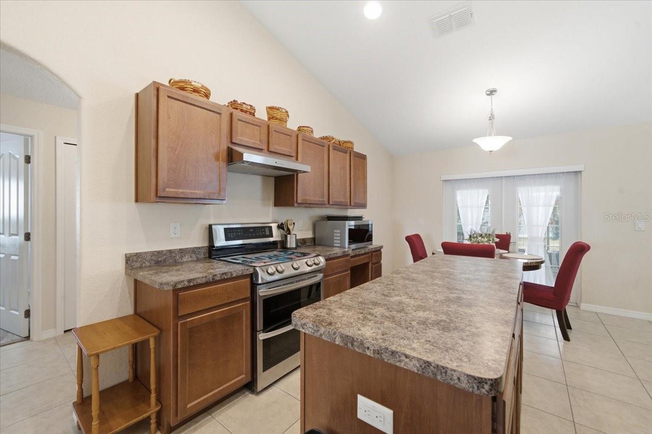 SPRING HILL - Residential