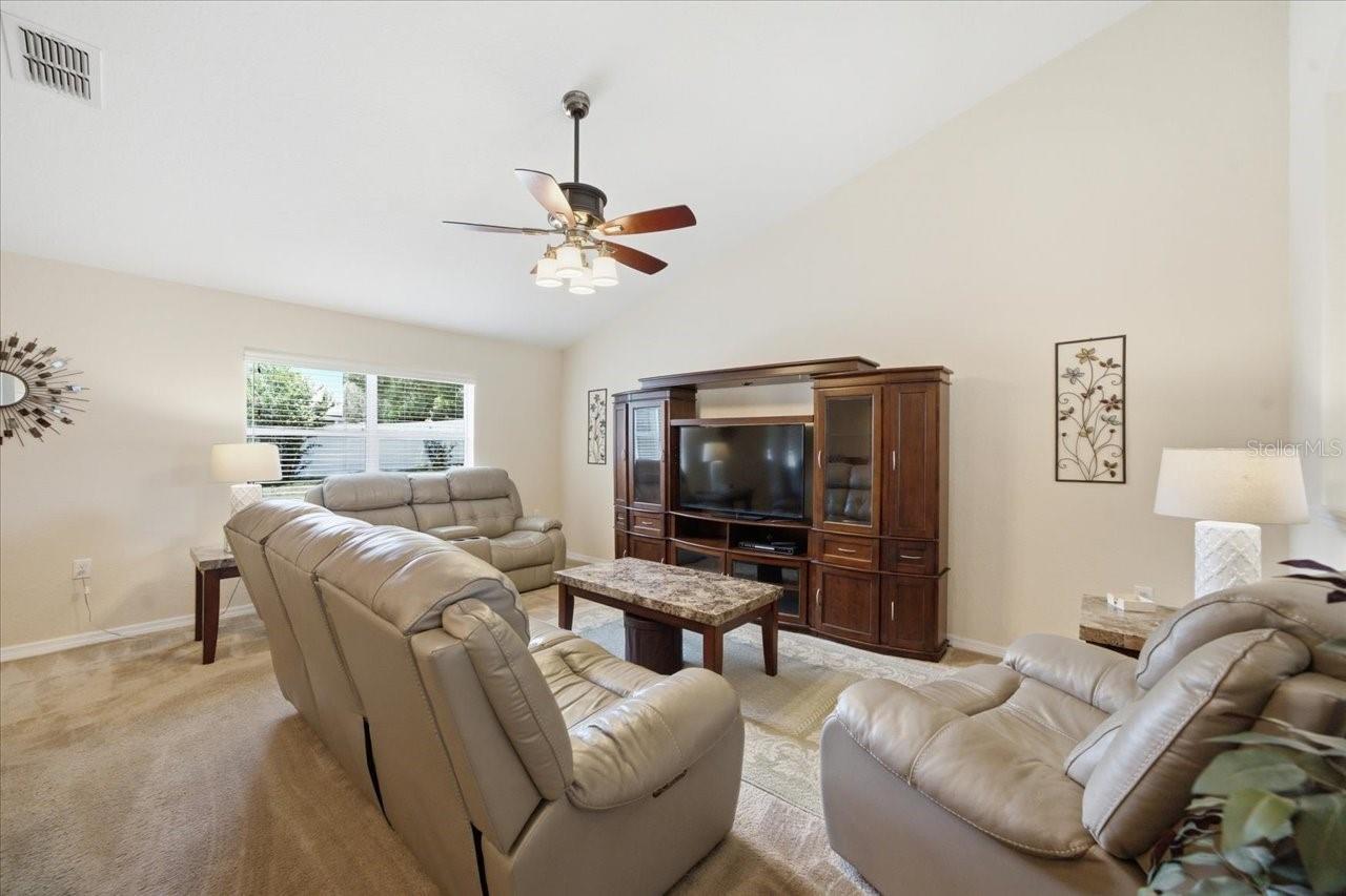 SPRING HILL - Residential
