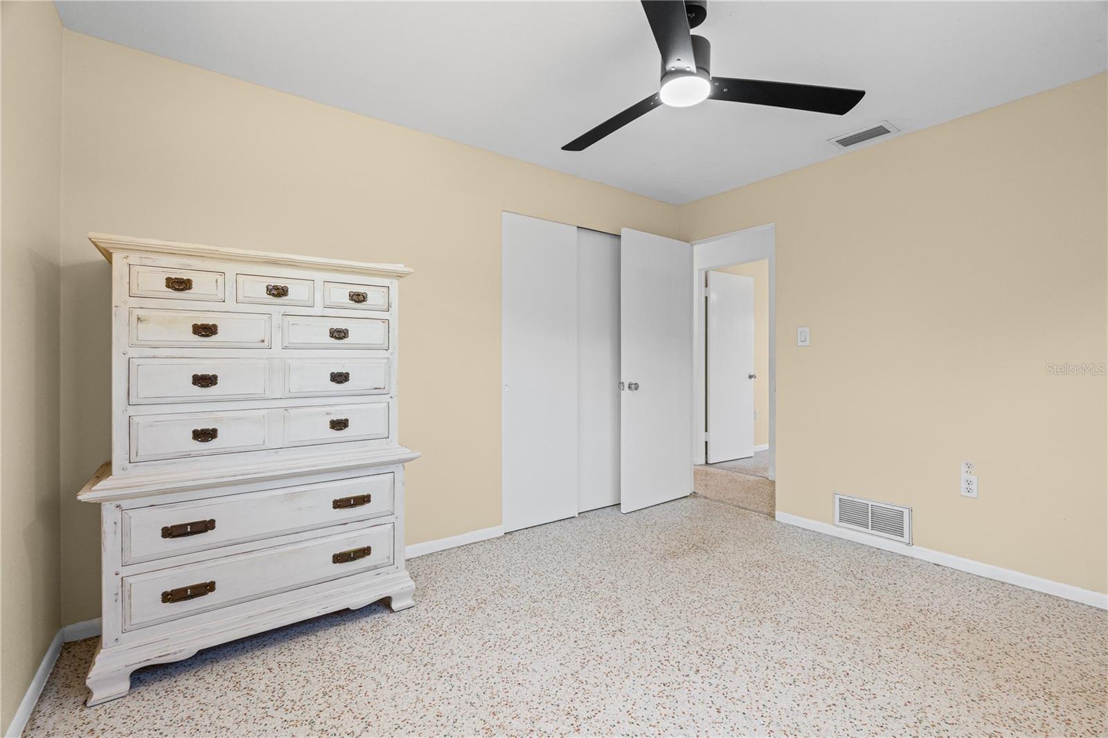 SOUTH GATE RIDGE 04 - Residential