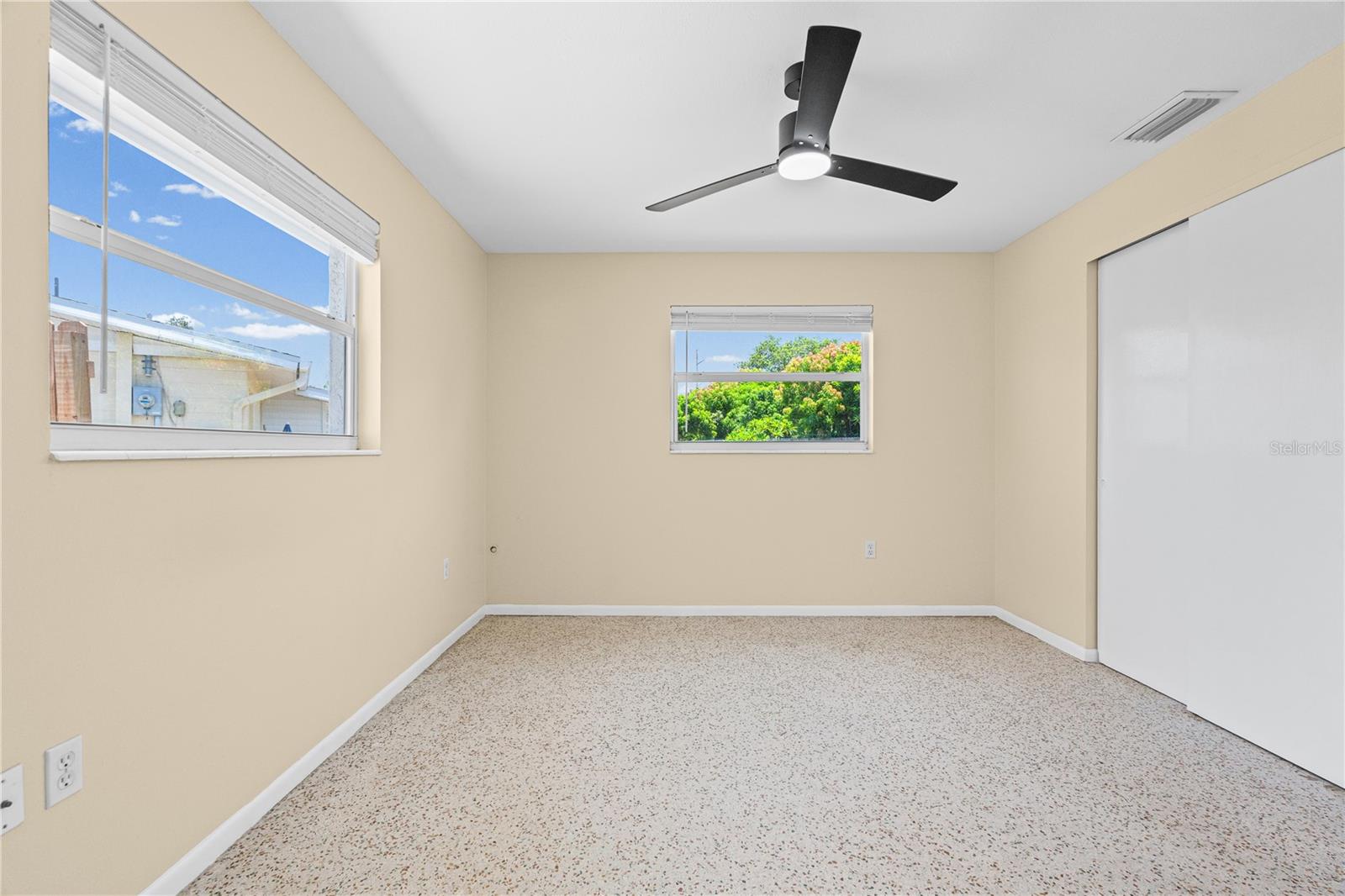 SOUTH GATE RIDGE 04 - Residential
