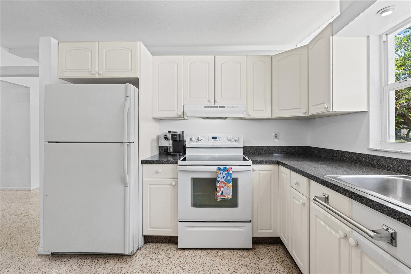SOUTH GATE RIDGE 04 - Residential
