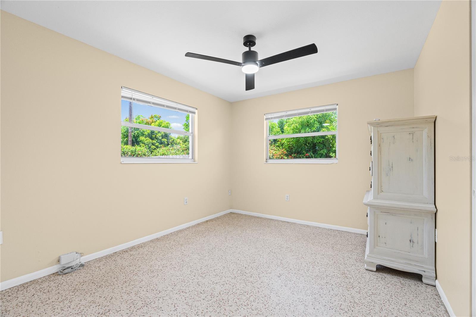 SOUTH GATE RIDGE 04 - Residential