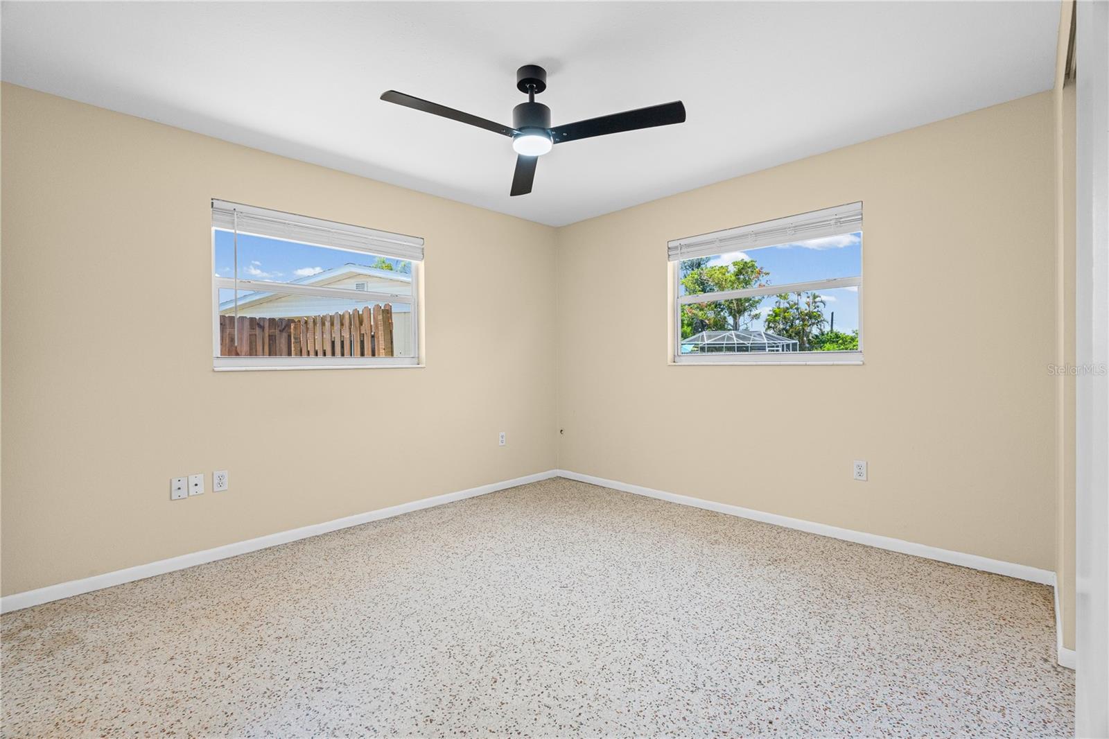 SOUTH GATE RIDGE 04 - Residential