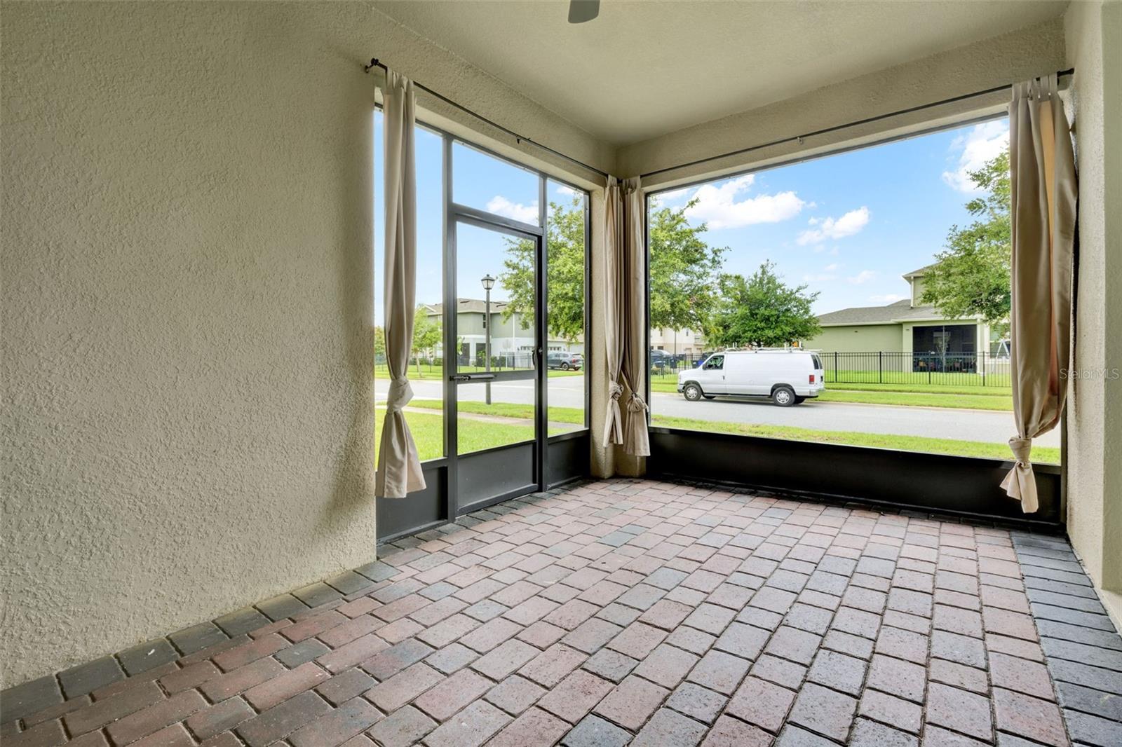 WATERLEIGH PH 2D - Residential Lease