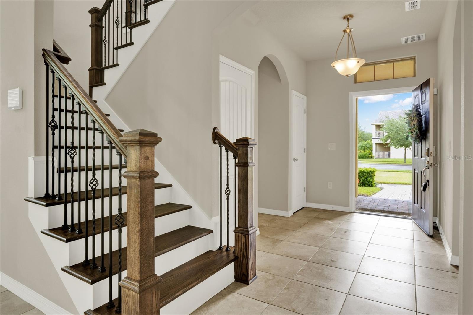 WATERLEIGH PH 2D - Residential Lease