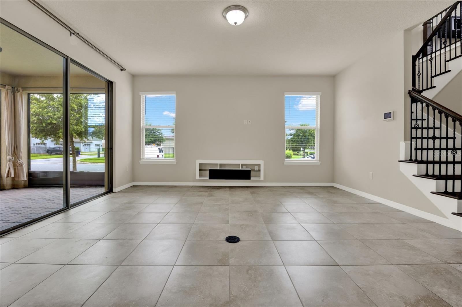 WATERLEIGH PH 2D - Residential Lease