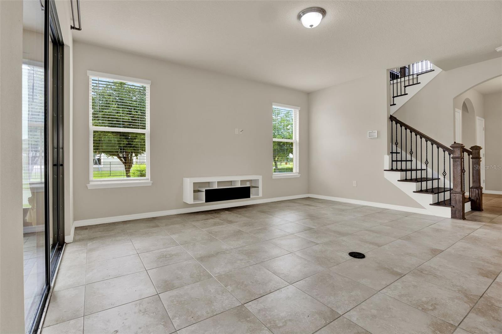 WATERLEIGH PH 2D - Residential Lease