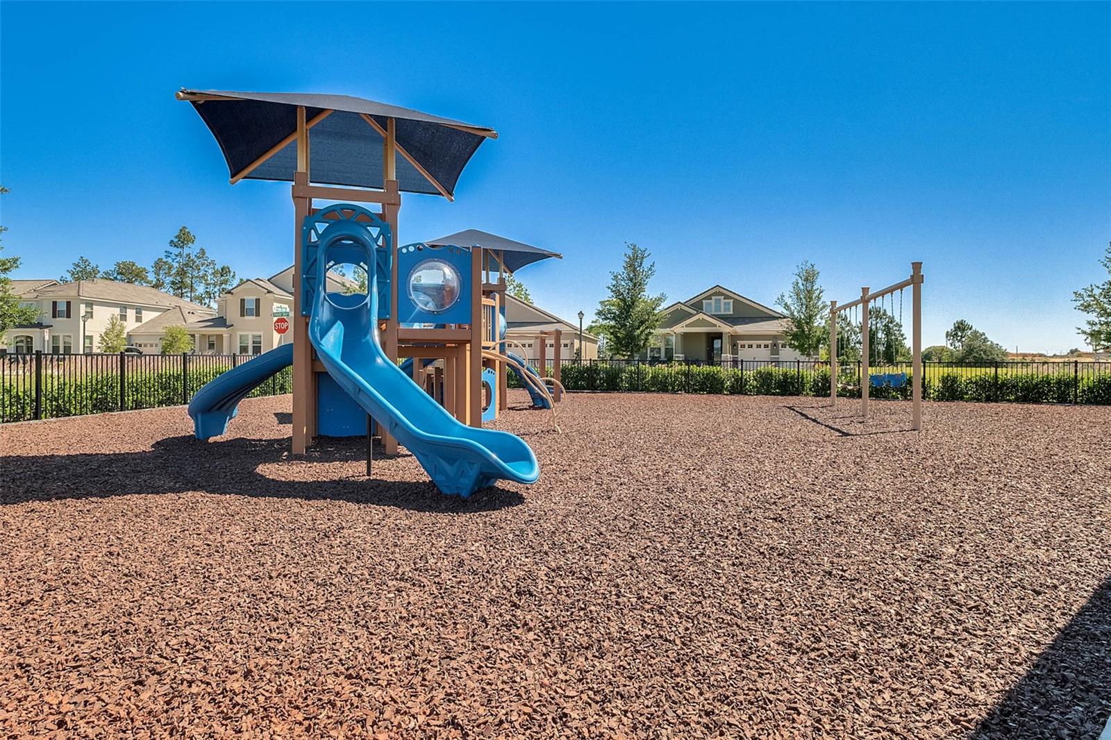 WATERLEIGH PH 2D - Residential Lease