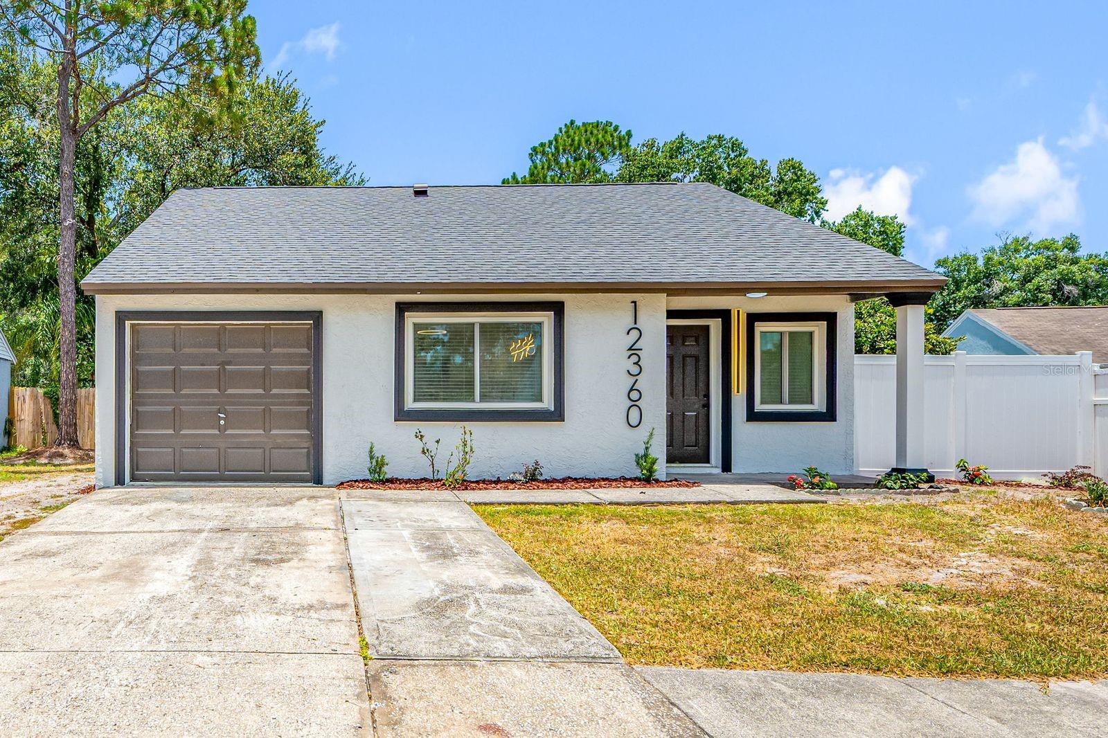 COUNTRY RUN UNIT II - Residential