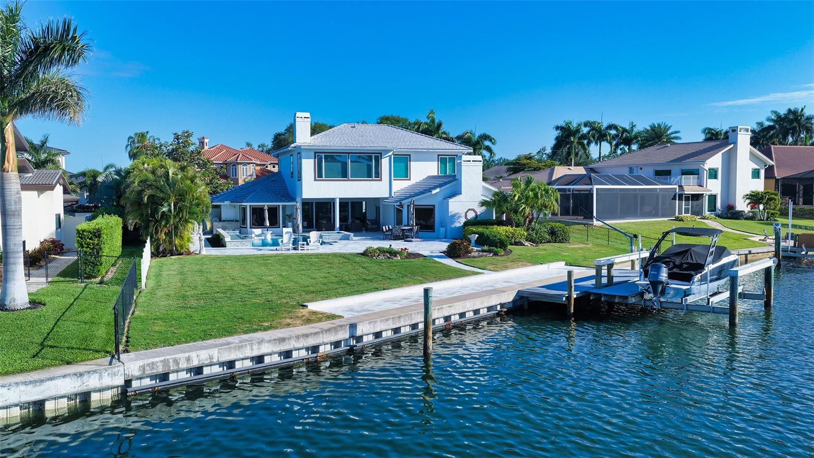 SOUTHPOINTE SHORES - Residential