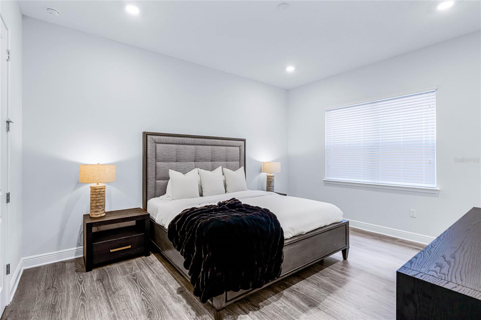 BELLA COLLINA WEST SUB - Residential