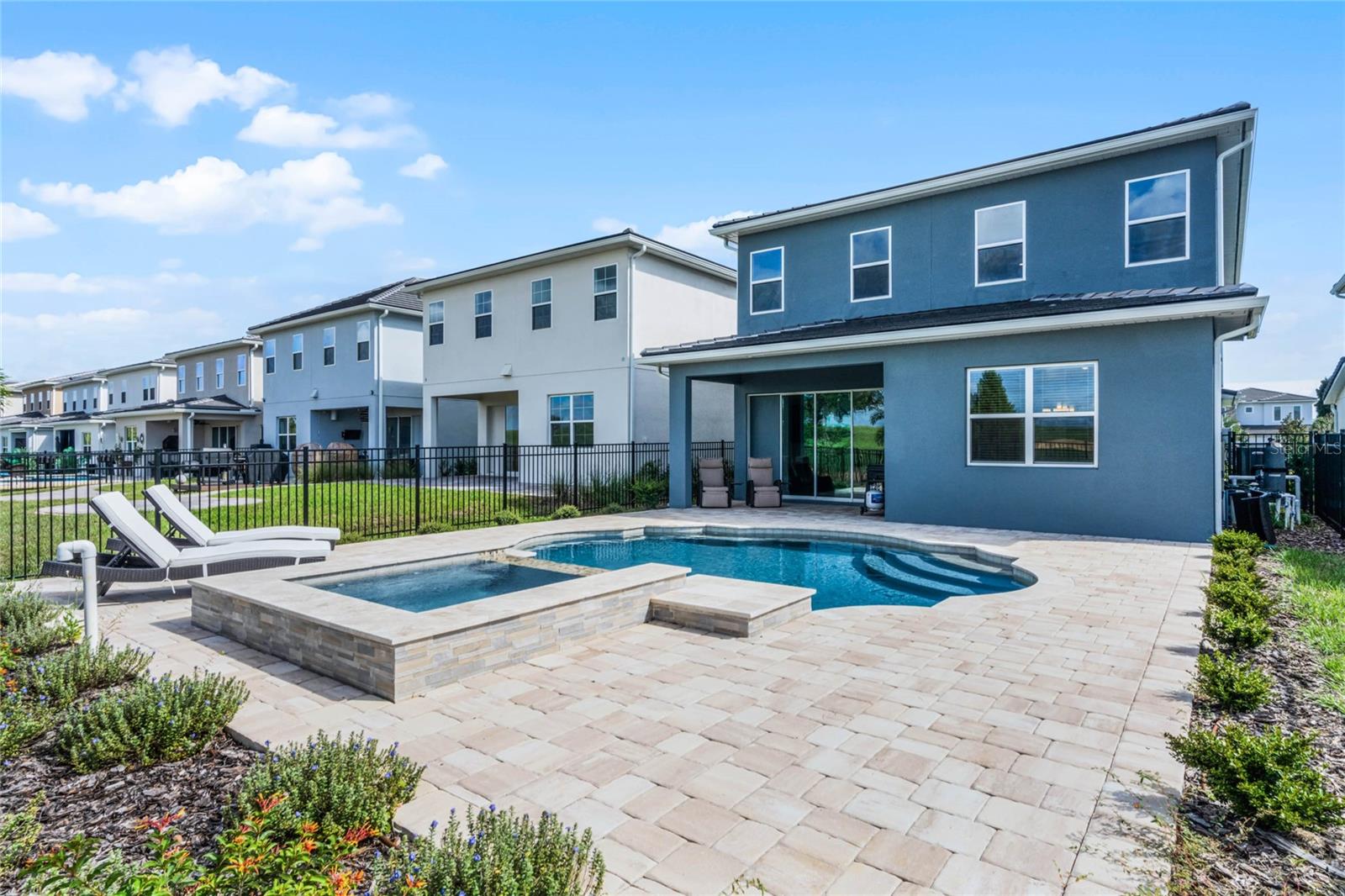BELLA COLLINA WEST SUB - Residential