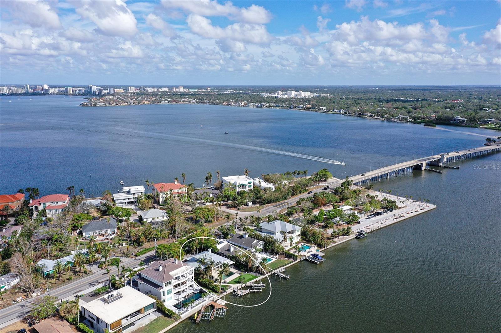 BAY ISLAND SHORES - Land