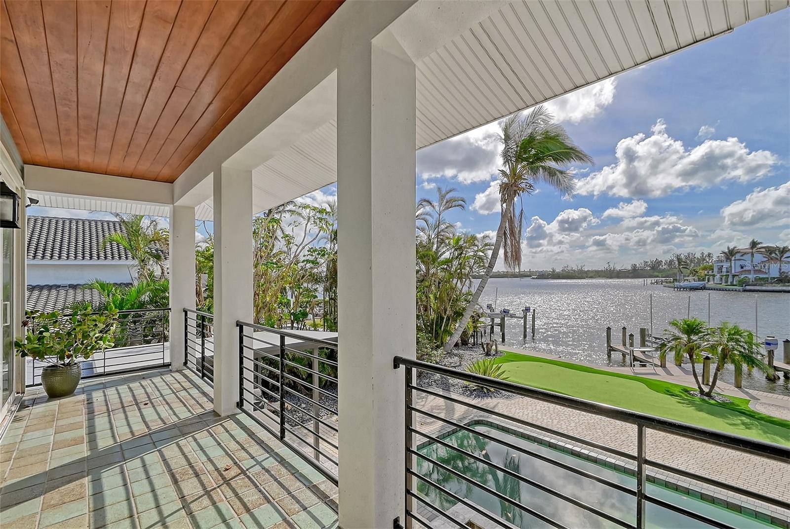 BAY ISLAND SHORES - Land