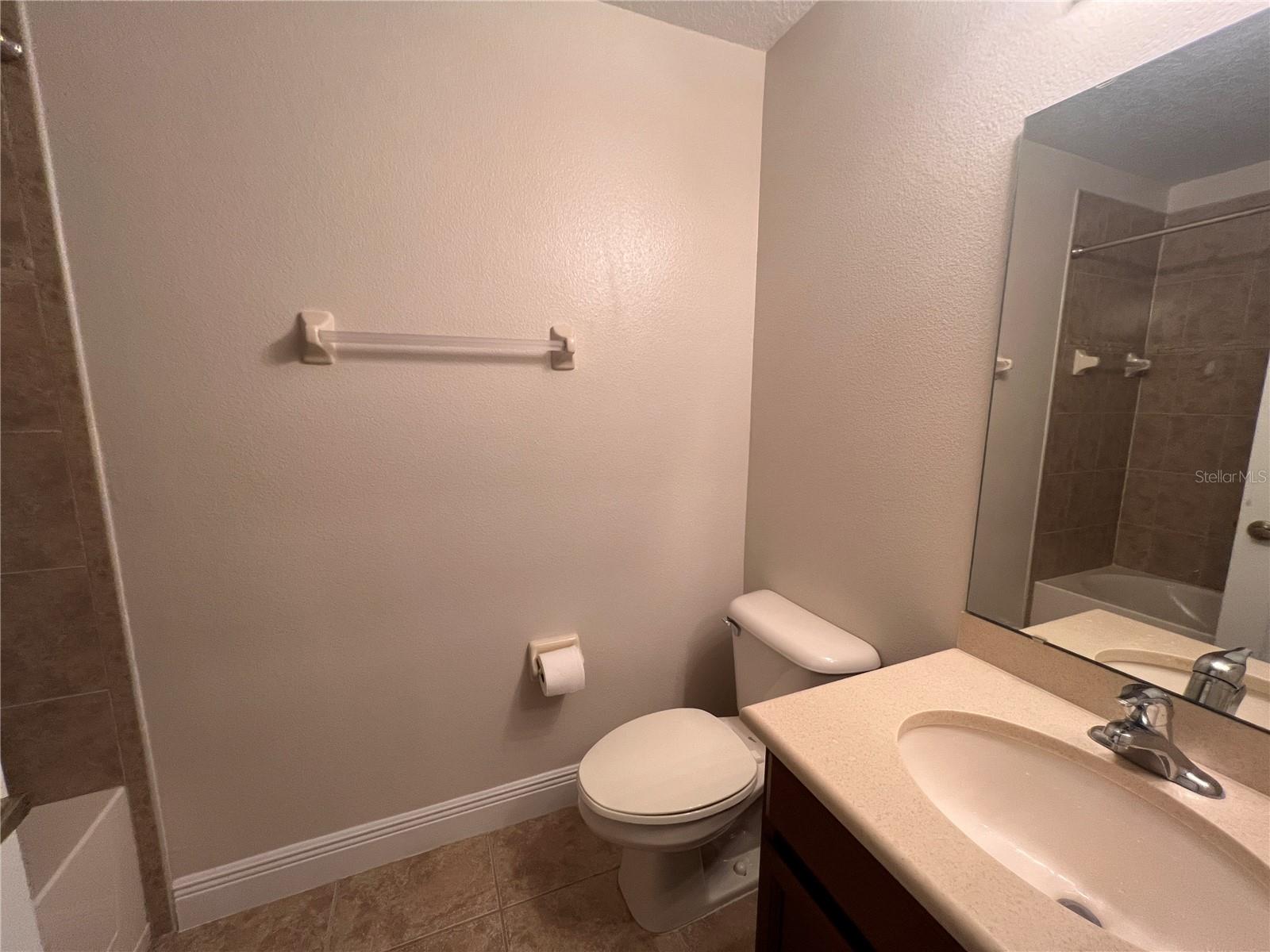 MILLENIUM PARC B C D E & G - Residential Lease