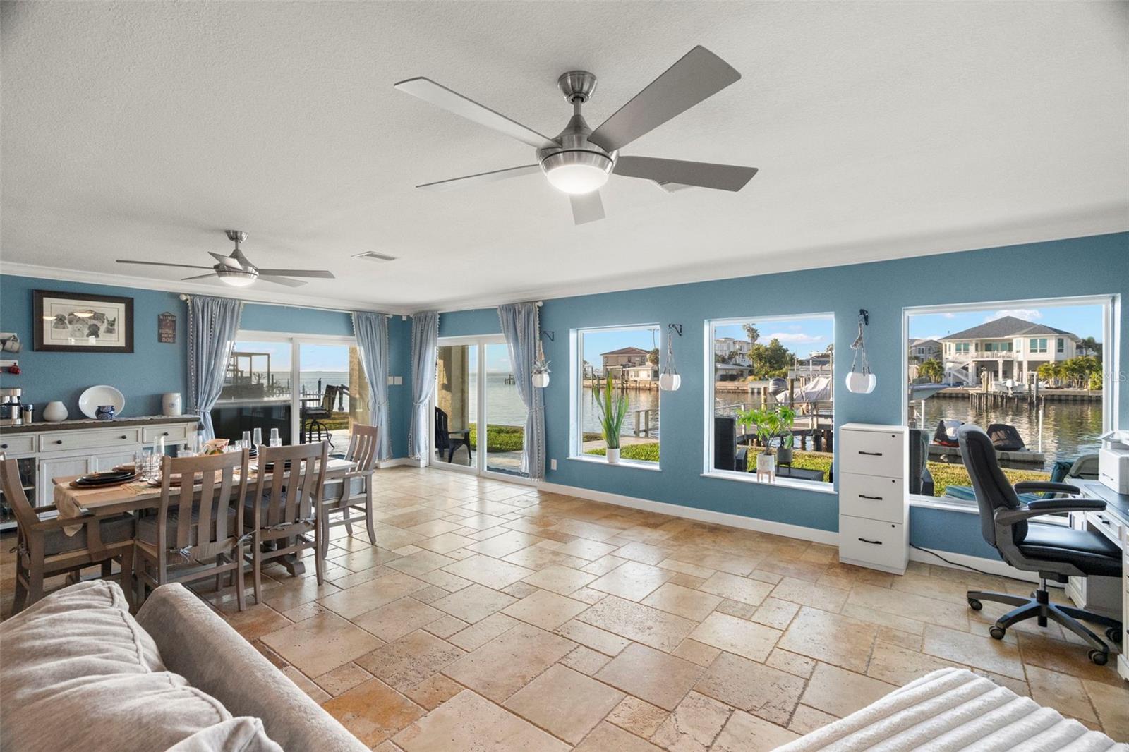 HARBOR VIEW VILLAS 1ST ADD - Residential