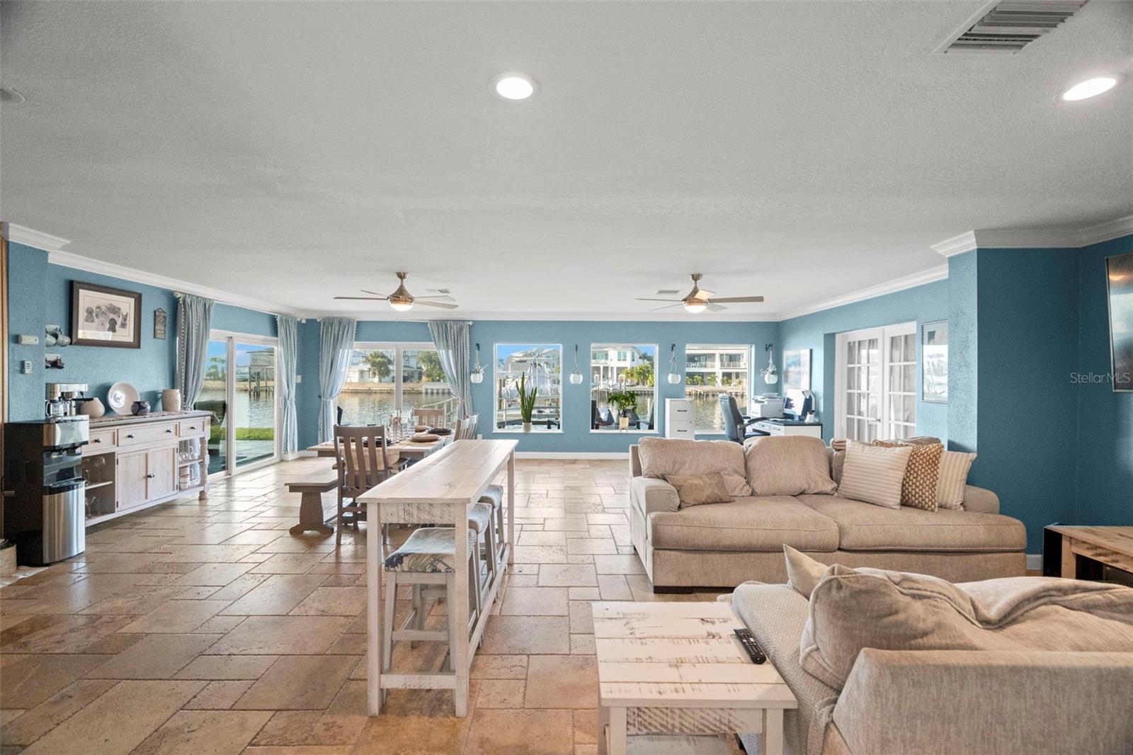 HARBOR VIEW VILLAS 1ST ADD - Residential