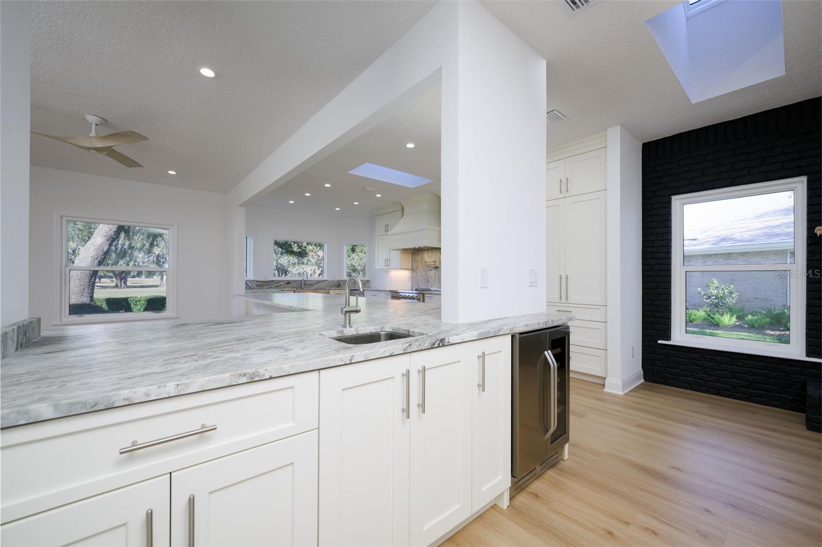 SPRUCE CREEK FLY IN - Residential