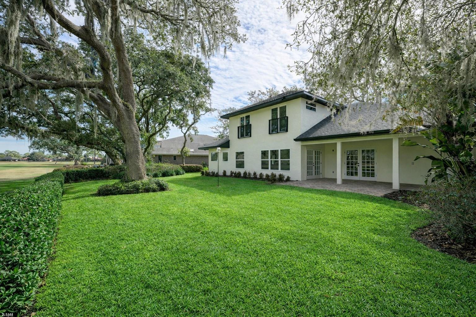 SPRUCE CREEK FLY IN - Residential
