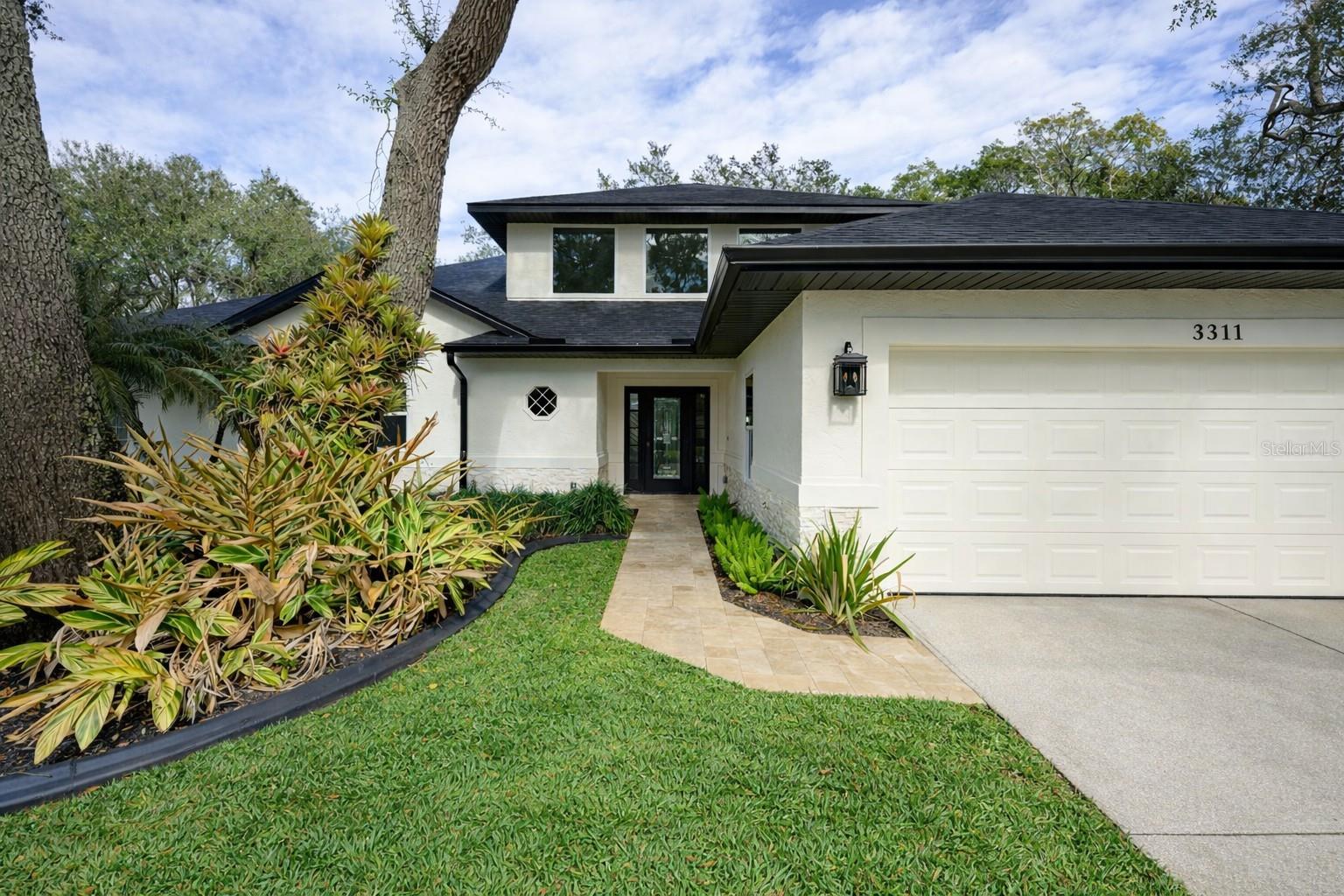 SPRUCE CREEK FLY IN - Residential