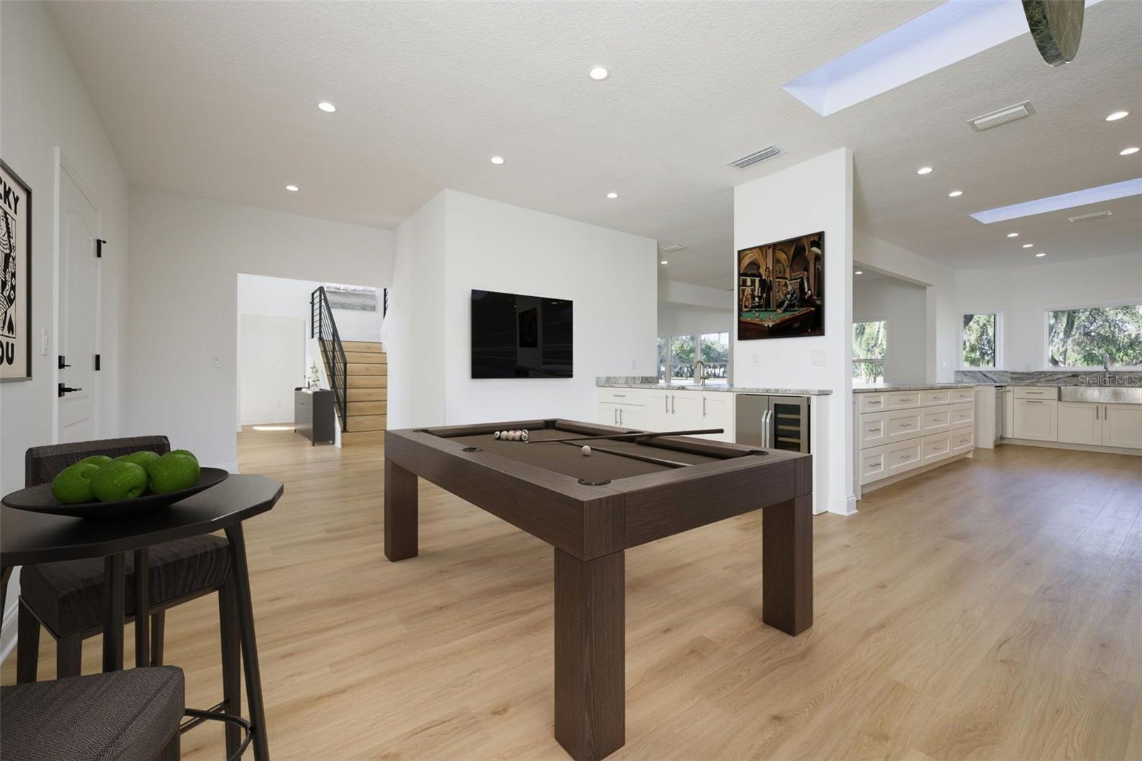 SPRUCE CREEK FLY IN - Residential