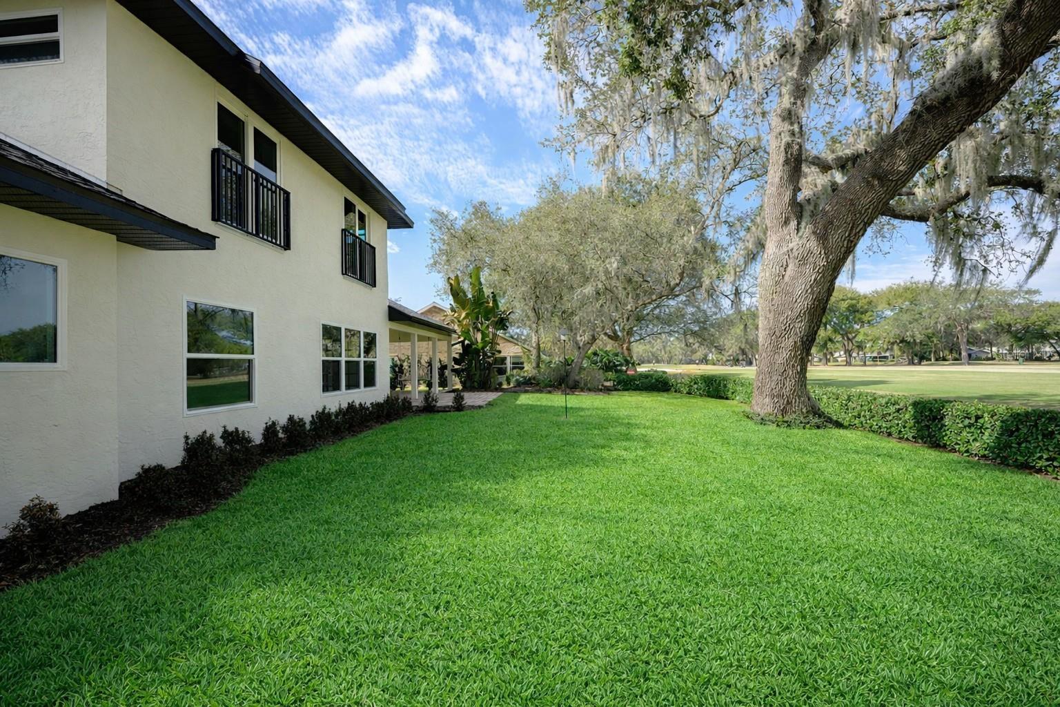 SPRUCE CREEK FLY IN - Residential
