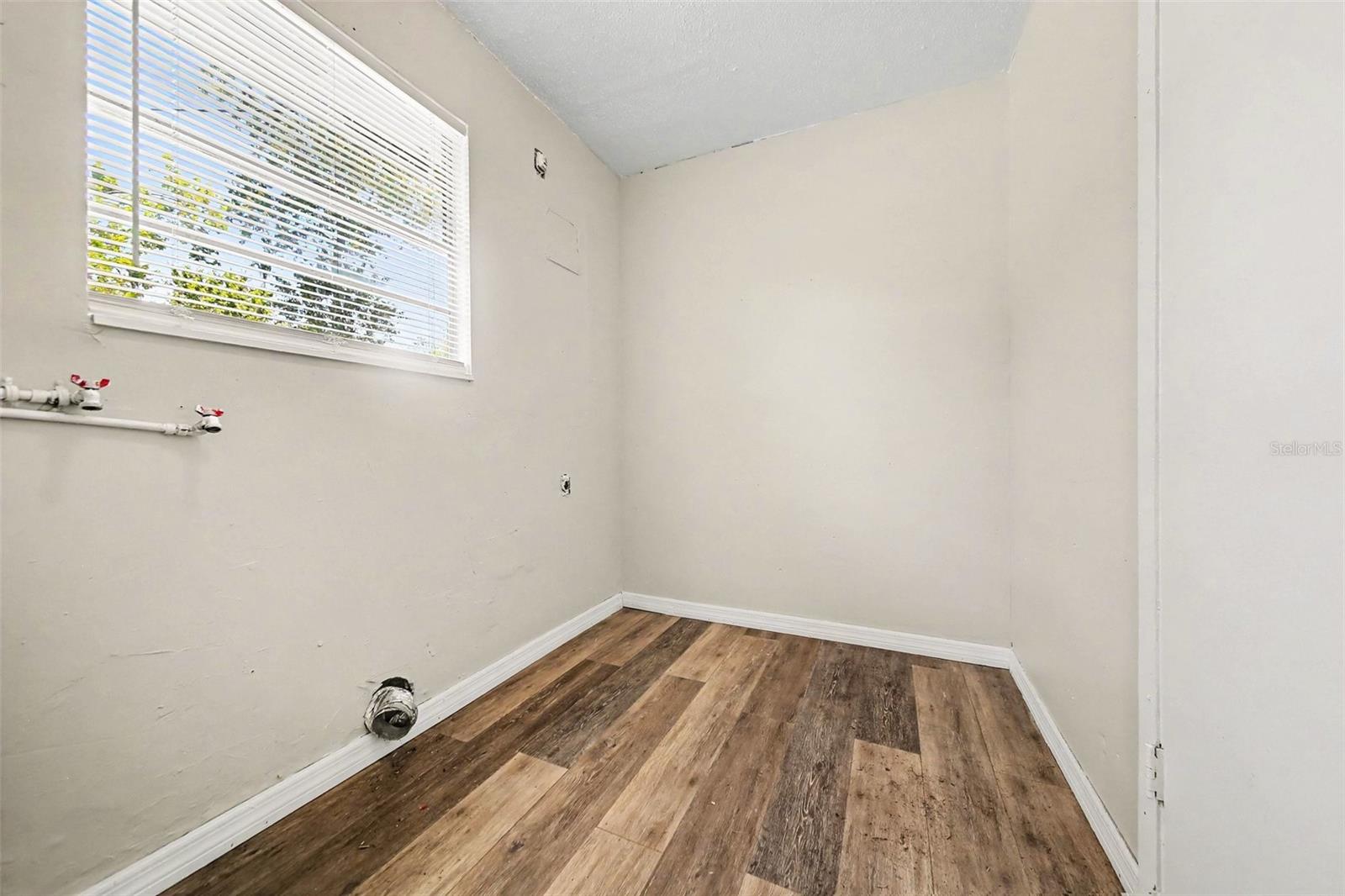 IVEY LANE ESTATES - Residential