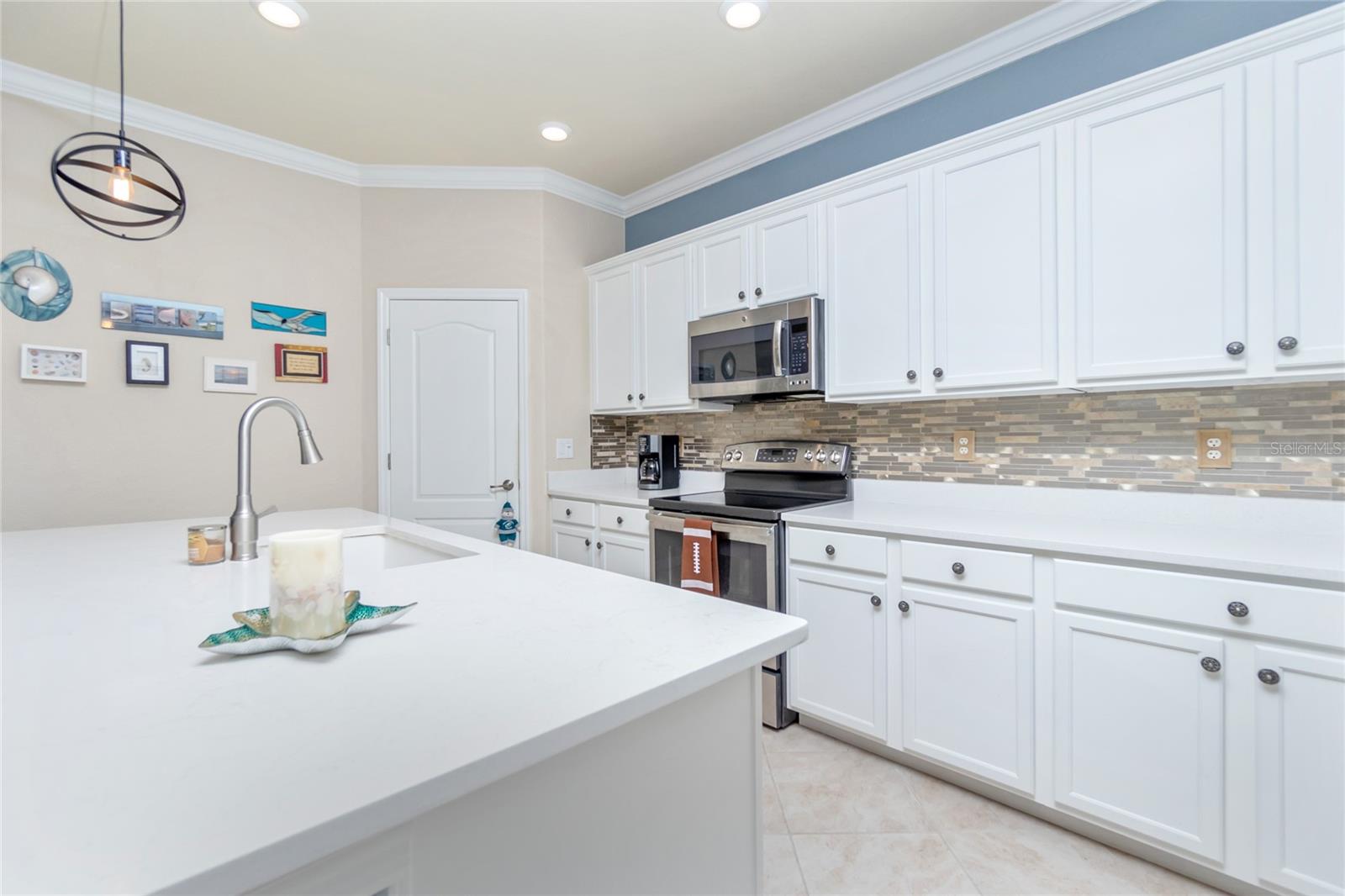 VILLAS AT CHARLESTON PARK PH 02 - Residential