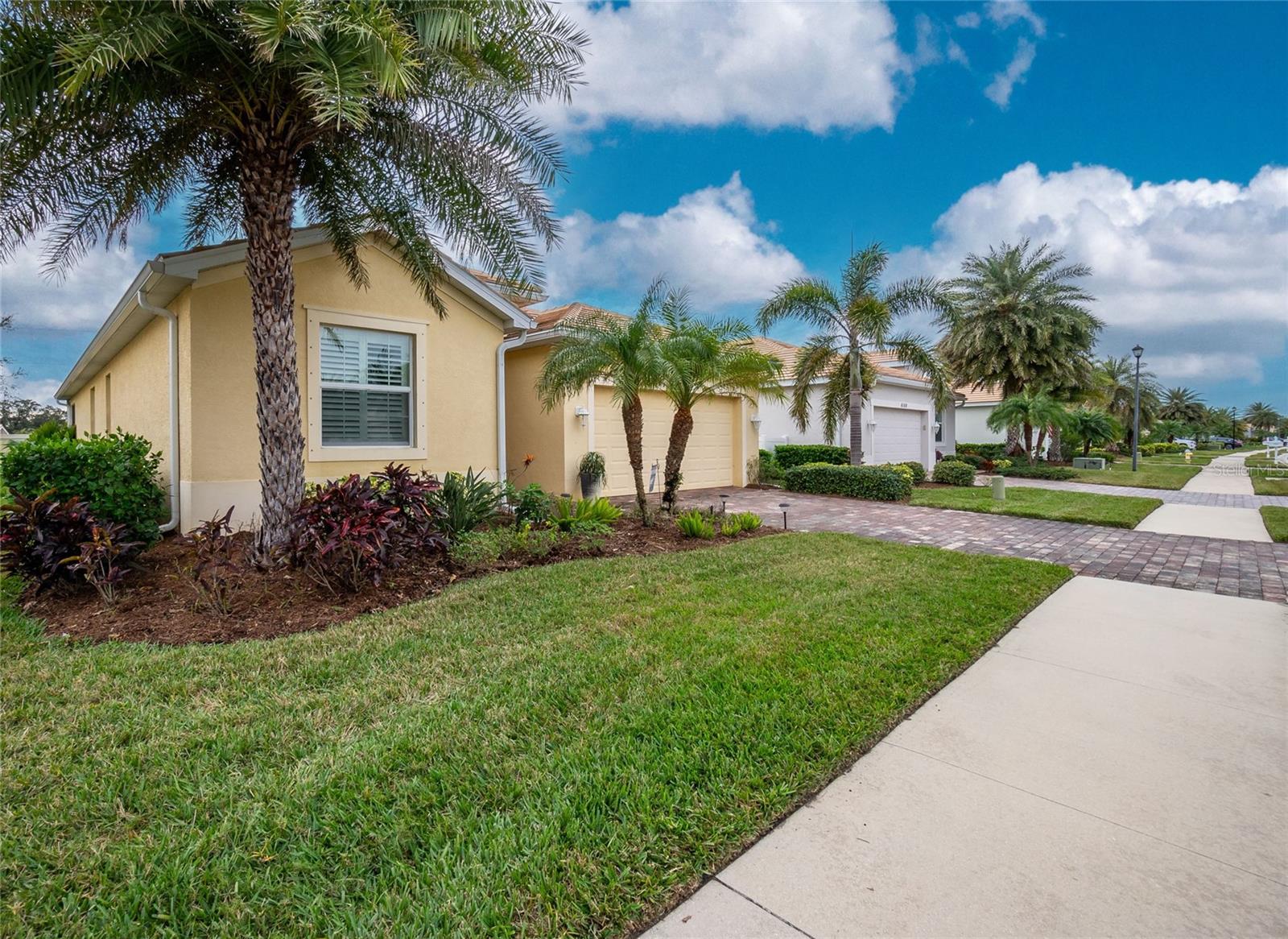 VILLAS AT CHARLESTON PARK PH 02 - Residential