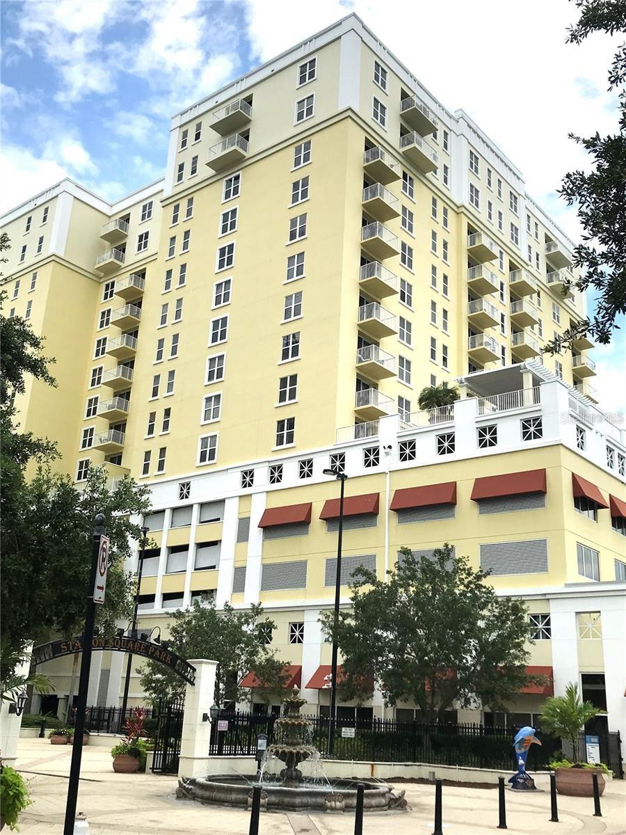 A MUST SEE! Beautiful Unit on the 9th floor in one of the MOST Desirable Condo Towers “Station Square” at Great location of Downtown Clearwater - walk to Coachman Park events, Capitol Theatre, Marina, Tennis courts, Dining and Shopping, just a short distance from one of the nation's top beaches, Clearwater Beach. 1180 Sq Ft, Built in 2008, Luxury Condo unit. Recently Remodeled!! 1 Bedroom + a Den/Office, 2 Full Bathrooms unit Over-Looking Downtown Clearwater and out to the Intracoastal Waterway. Newer Beautiful Cherry Color Bamboo Flooring in Living Room, Bedroom Suite and Den/Office; Big Tile Flooring in Kitchen, Dining Room and both Bathrooms. Recently Freshly Painted the whole Condo inside. Nice 5” Baseboards through-out. Gorgeous Kitchen with Granite Counter-Top, Wood Cabinets and Nice Appliances; Master Bedroom Suite has a Large Walk-in Closet; Granite Counter-Top and Tub in the Bathroom. The Bonus Room by the 2nd Bathroom can be used as an Office, even as a Guest Bedroom. The 2nd Bathroom offers Tub/Shower, also Granite Top, is adjacent to the Laundry closet with Stackable Washer & Dryer. You will be glad to have a decent-sized Utility Room in which a New Hot-Water-Heater was just installed in May 2026 and it has sufficient space for storage. The Sliding door going out to Balcony from Spacious Living Room make the unit Bright and Fresh. Standing on the Balcony, overlooking Downtown unfolding beneath you and beyond it, the intracoastal Waterway glistening in the distance. One Assigned Parking space in the under-building Garage (Garage door opener is needed). Great Community amenities are located on the 6th floor: Pool, Fitness Center, and Party Room (TV & Pool table). Saltwater pool is heated during Winter months. 2 Gas BBQ Grills are on Pool Deck for residents to use. Owner pays high Condo fee for tenants to use community facilities. The rent covers Water/Sewer, Trash Removal and Basic Cable/Internet. It's AVAILABLE NOW. Call today for more info and showings!