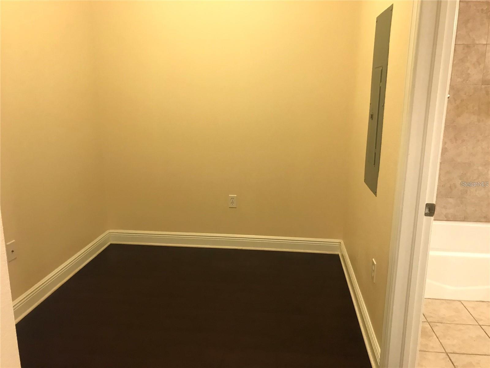 STATION SQUARE CONDO - Residential Lease