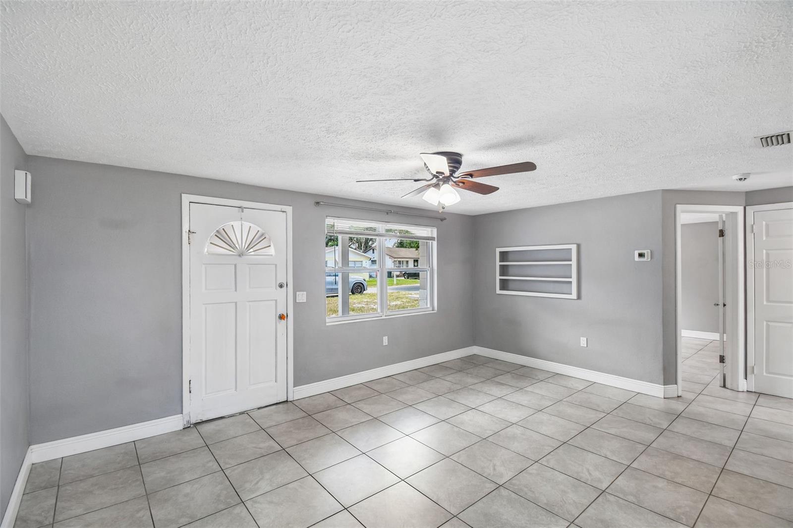 VALENCIA HEIGHTS - Residential