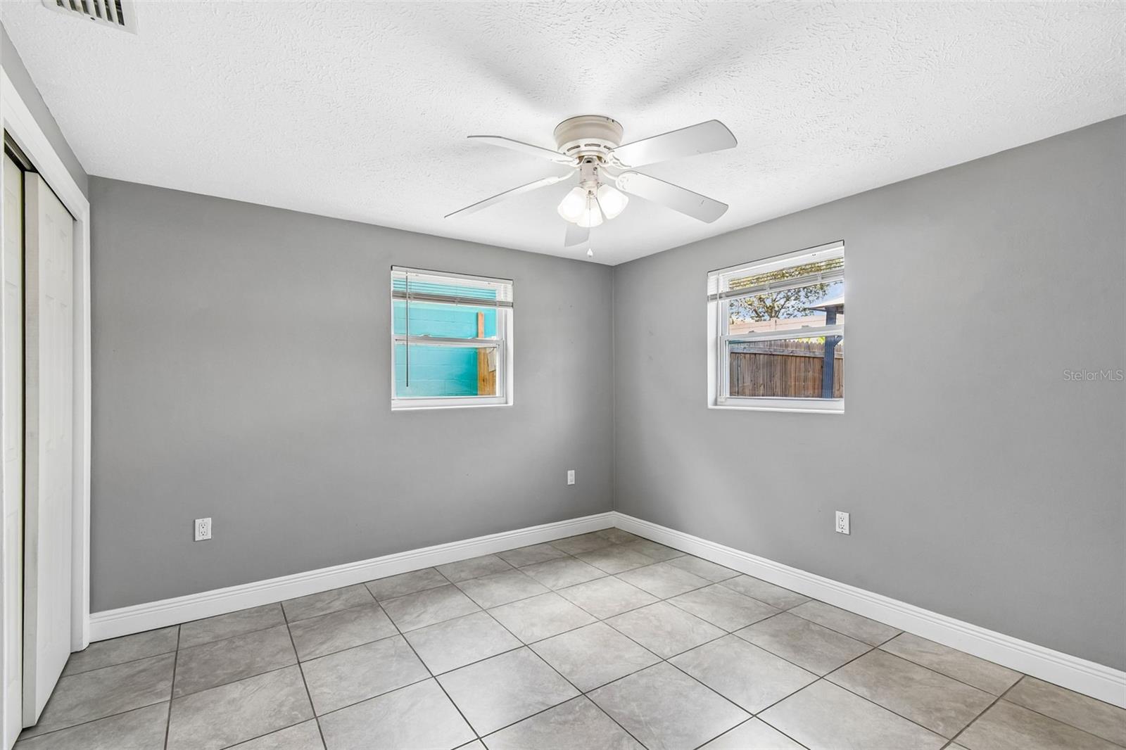 VALENCIA HEIGHTS - Residential