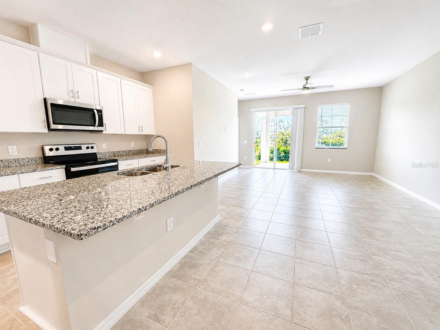 VILLAGES/MINNEOLA HILLS PH 1A - Residential Lease