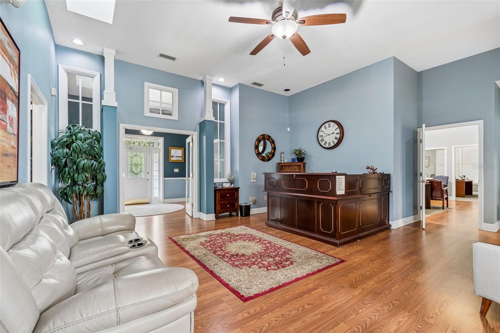 HENDERSONS TAMPA HEIGHTS - Commercial Sale