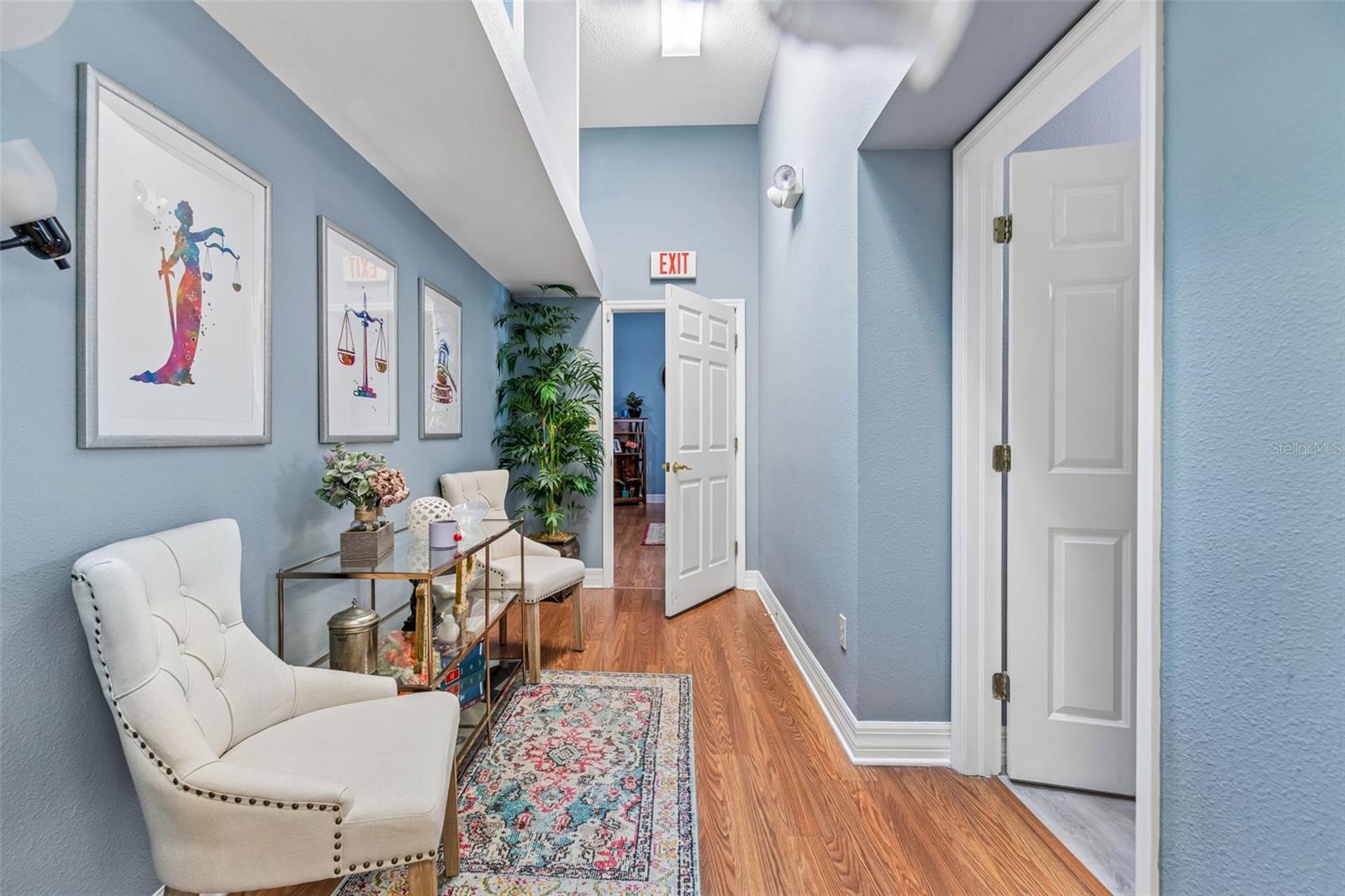 HENDERSONS TAMPA HEIGHTS - Commercial Sale