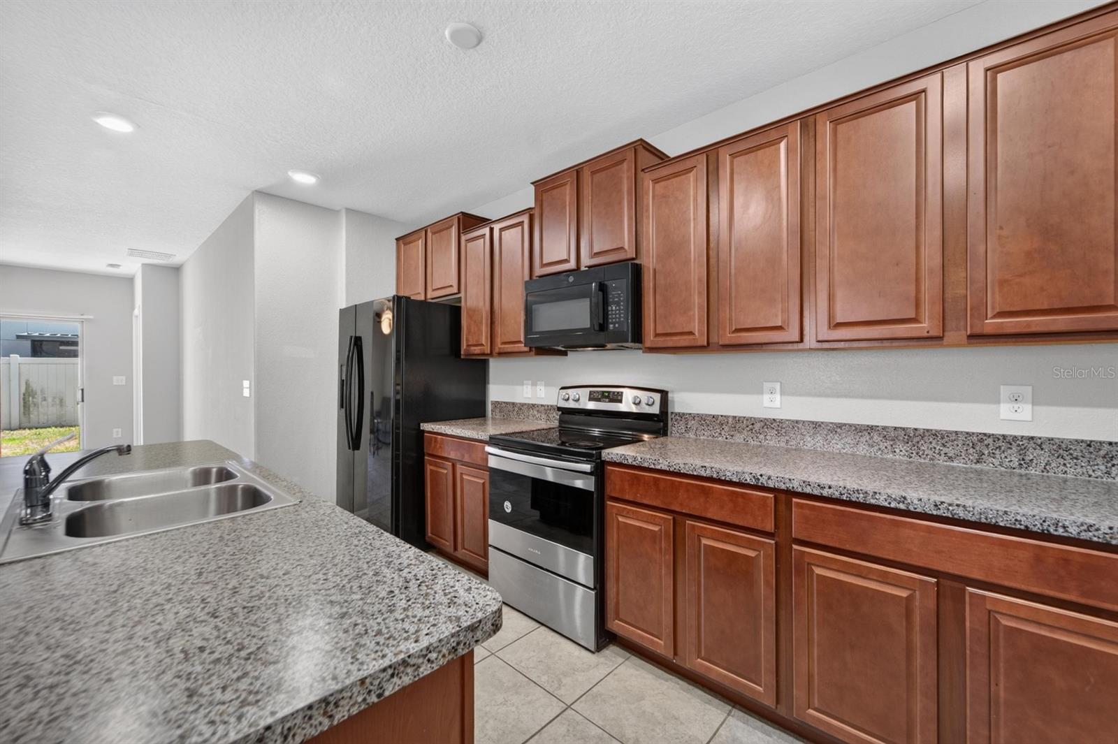 THE SUMMIT AT FERN HILL - Residential