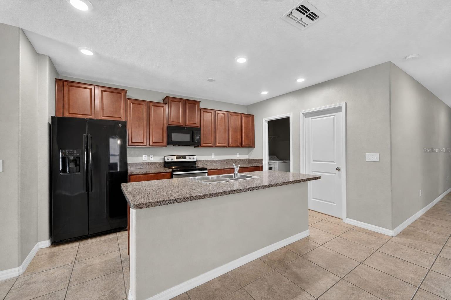 THE SUMMIT AT FERN HILL - Residential