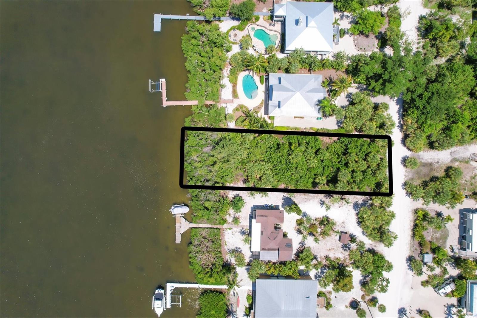PALM ISLAND ESTATE - Land