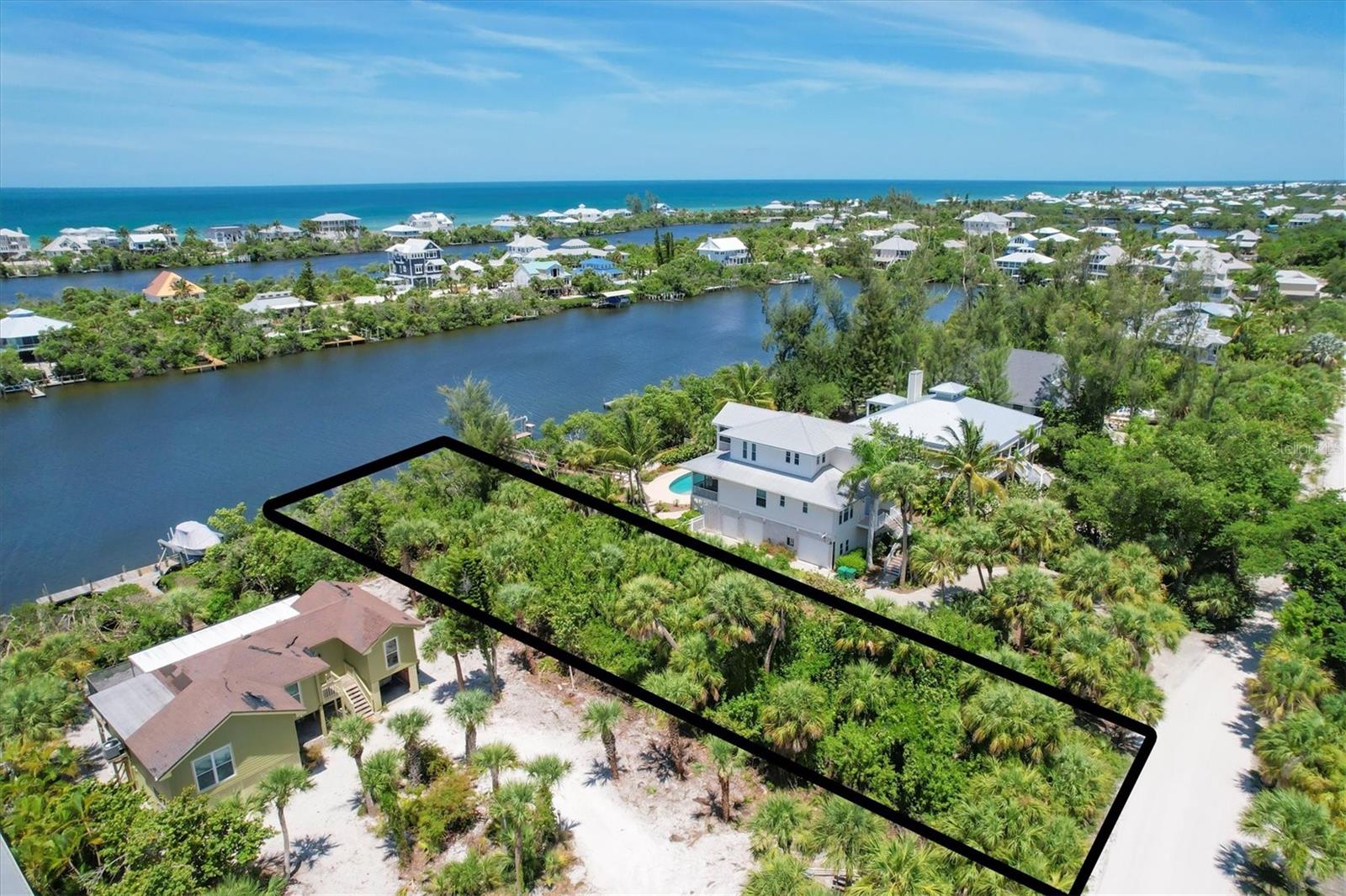 PALM ISLAND ESTATE - Land