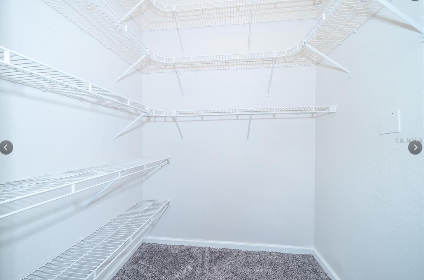 CRESTVIEW CONDO PH 01 - Residential
