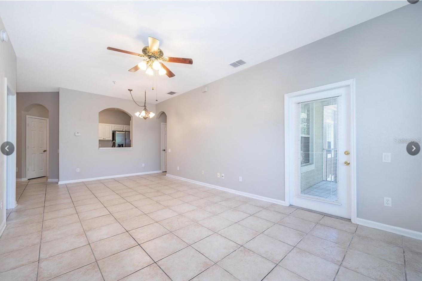 CRESTVIEW CONDO PH 01 - Residential