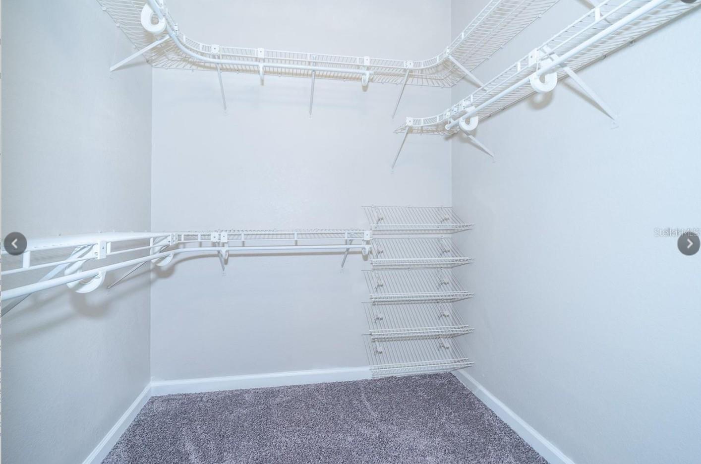 CRESTVIEW CONDO PH 01 - Residential