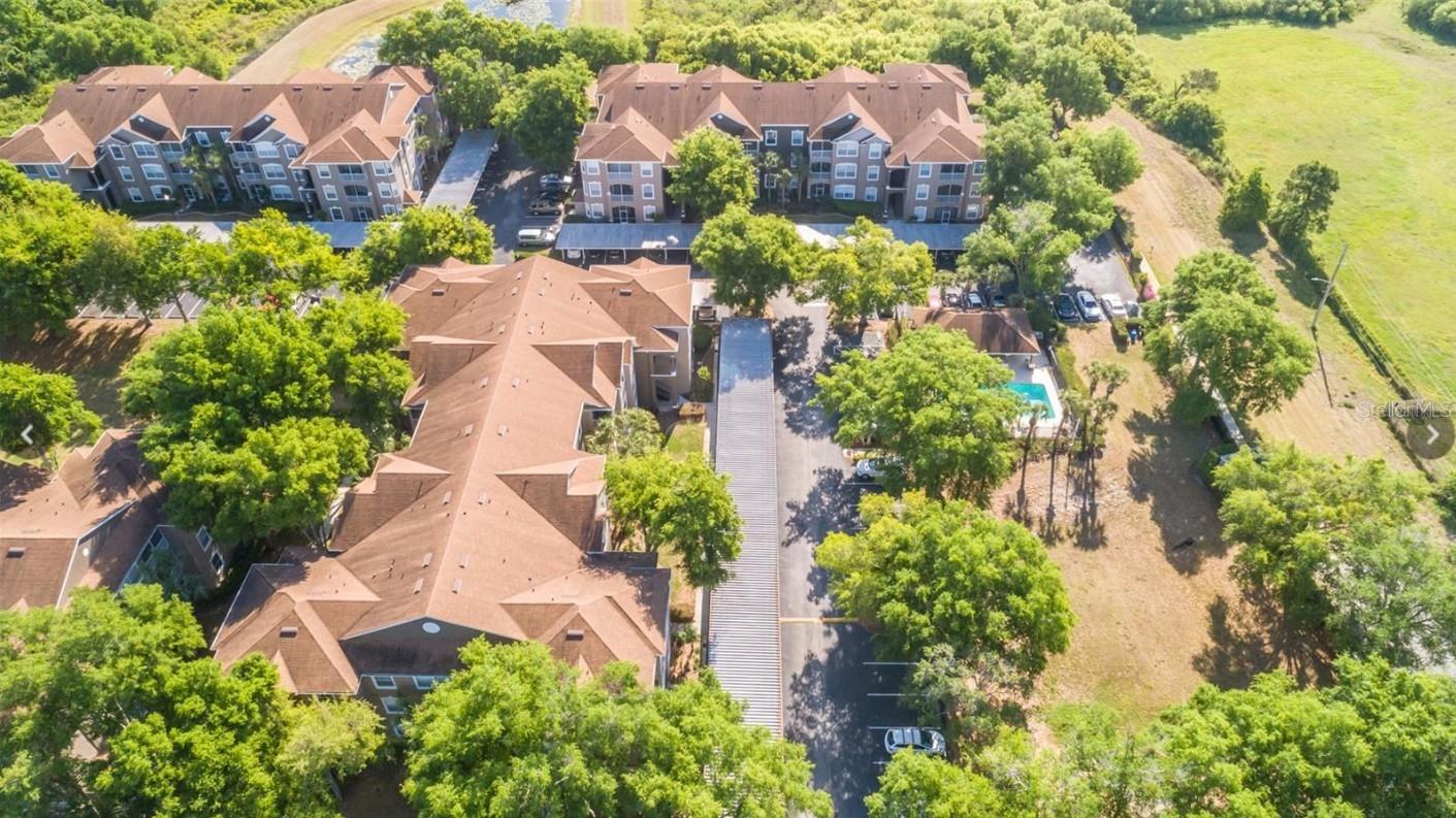 CRESTVIEW CONDO PH 01 - Residential