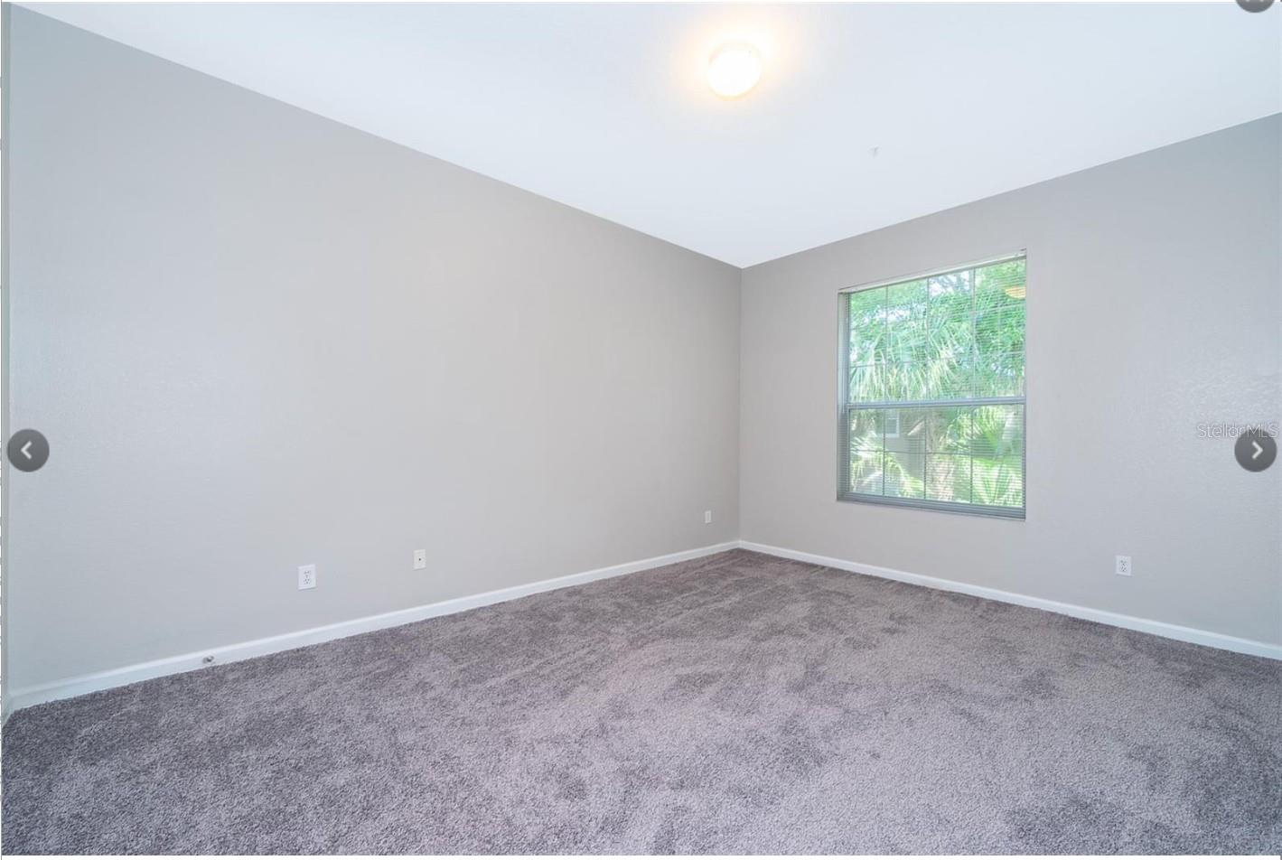 CRESTVIEW CONDO PH 01 - Residential