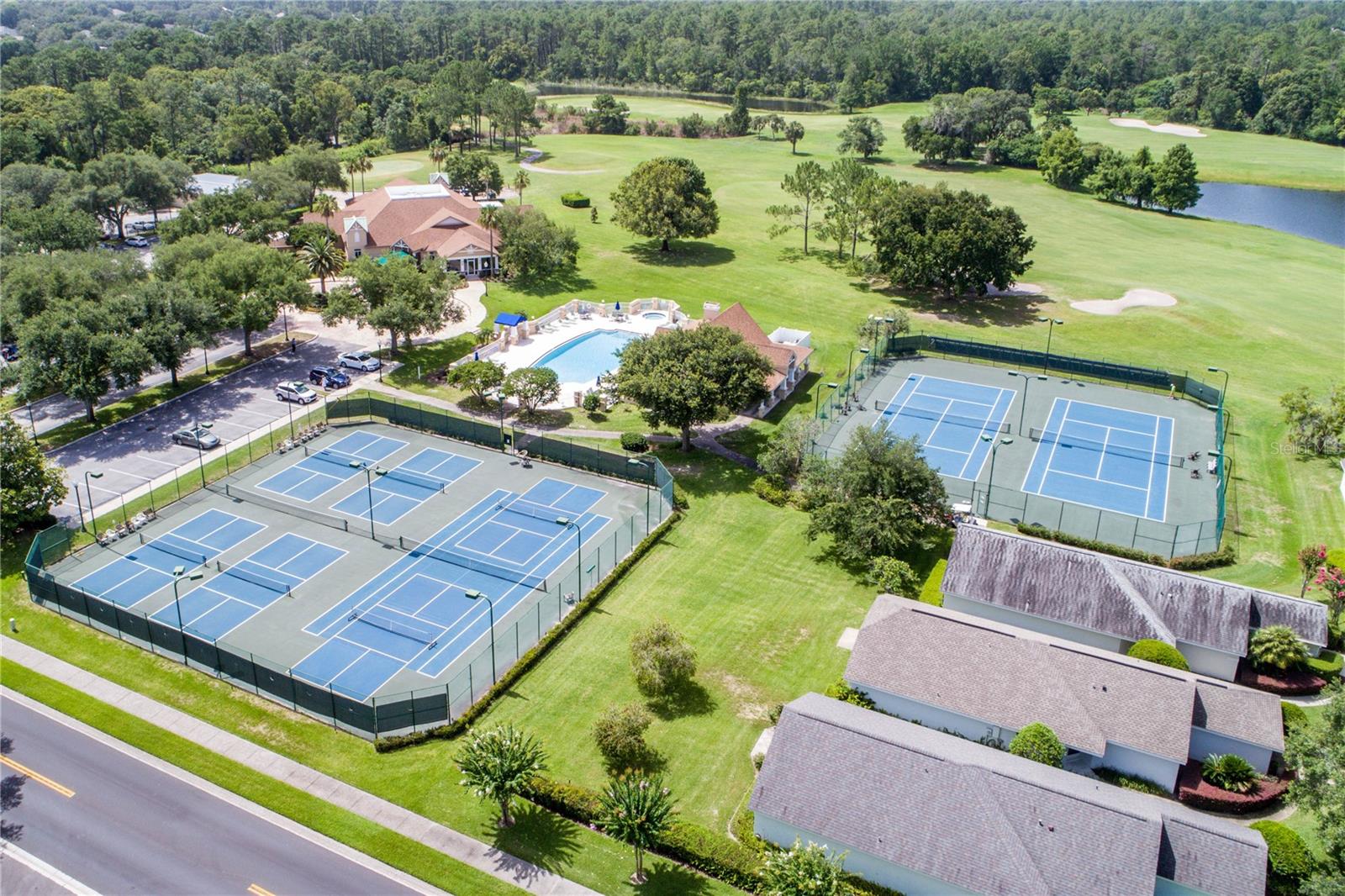 MT DORA COUNTRY CLUB MT DORA PH 02-10 - Residential