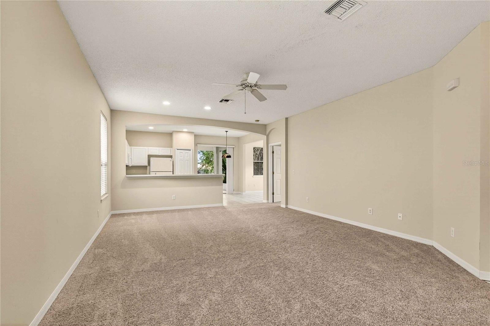 MT DORA COUNTRY CLUB MT DORA PH 02-10 - Residential