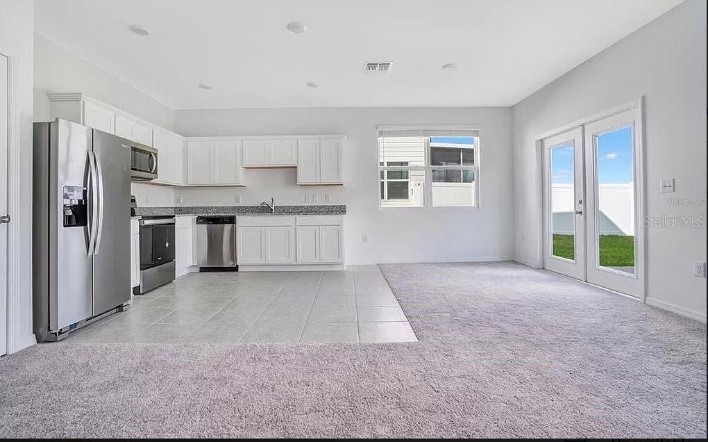 MADISON PLACE - Residential
